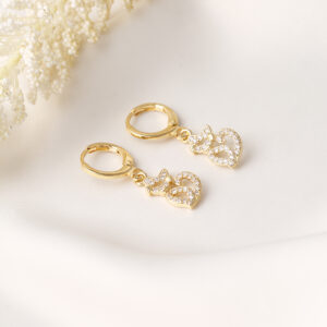 HUGGIES  DIJES EN BANO DE ORO
