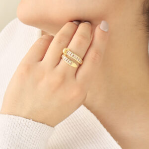 ANILLO .  CRISTAL EN BAÑO DE ORO