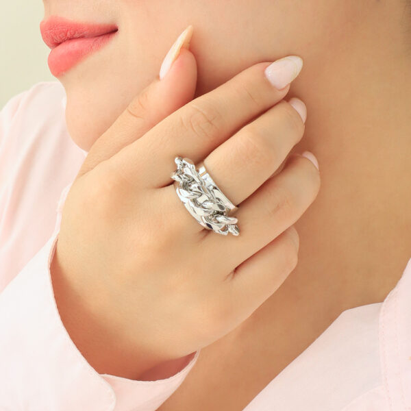 ANILLO .  CRISTAL EN BAÑO DE RODINADO