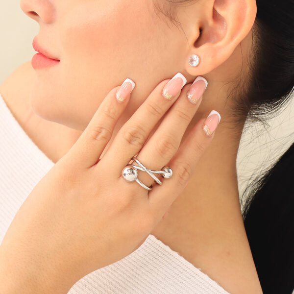 ANILLO .  CRISTAL EN BAÑO DE RODINADO