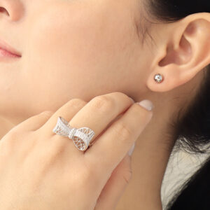 ANILLO . C/ PIEDRAS EN BAÑO DE RODINADO