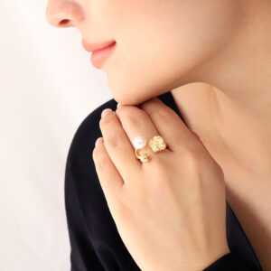 ANILLO .  PERLAS EN BAÑO DE ORO