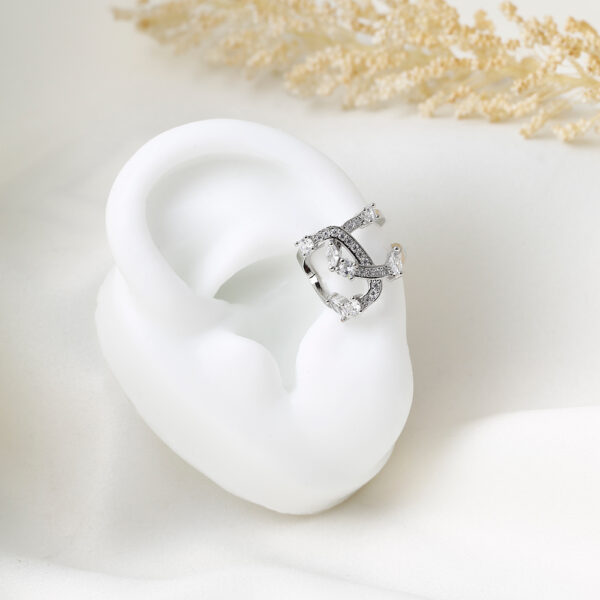 EARCUFF  PIEDRAS EN BAÑO DE RODINADO