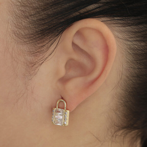 TOPO C/ PIEDRAS EN BAÑO DE ORO