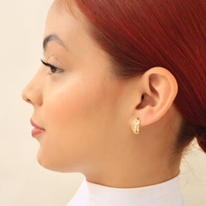 ARETE TOPO C/ PIEDRAS EN BAÑO DE ORO
