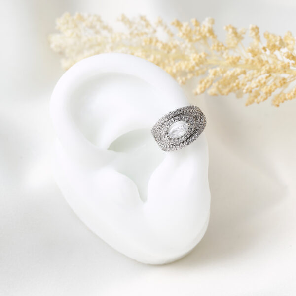 EARCUFF C/ PIEDRAS EN BAÑO DE RODINADO