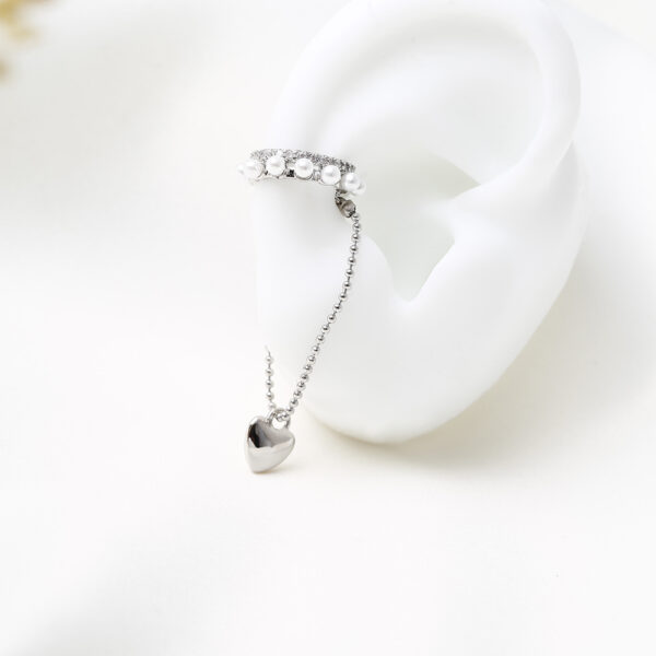 EARCUFF C/ PERLAS EN BAÑO DE RODINADO