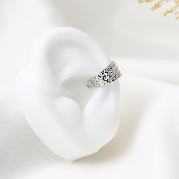 EARCUFF  PIEDRAS EN BAÑO DE RODINADO