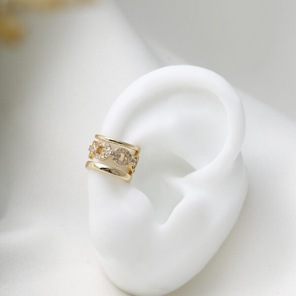 EARCUFF C/ CRISTAL EN BAÑO DE ORO