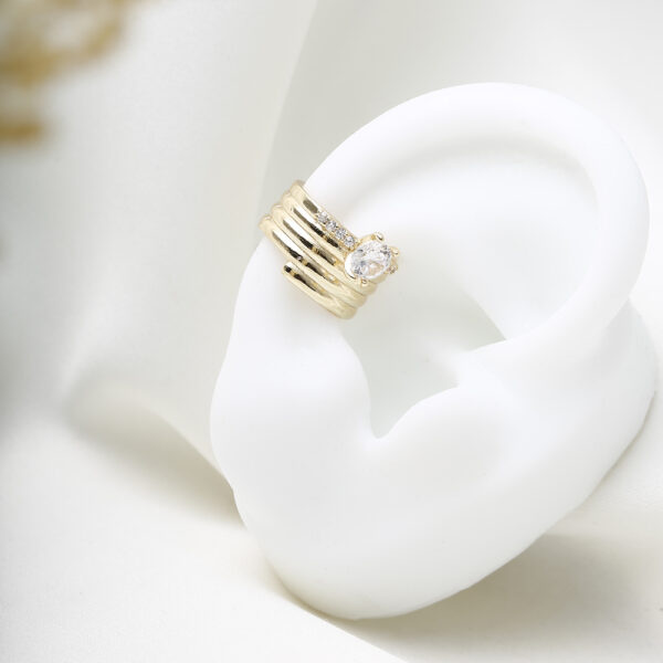 EARCUFF FLAUTAS METALICAS EN BAÑO DE ORO