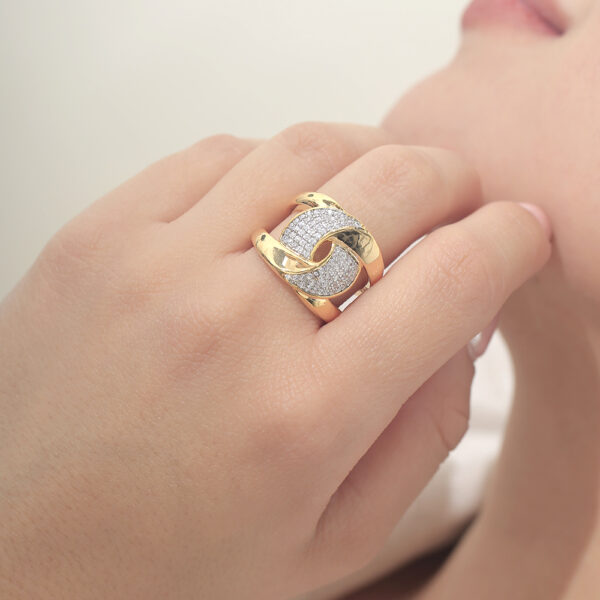 ANILLO .  CRISTAL EN BAÑO DE ORO