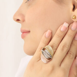ANILLO .  PIEDRA OJO TURCO EN BAÑO DE ORO