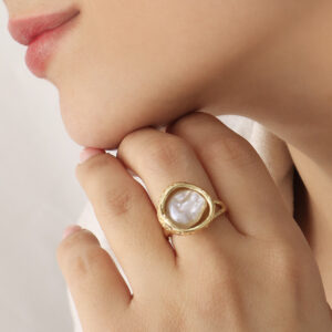 ANILLO .  PERLAS EN BAÑO DE ORO