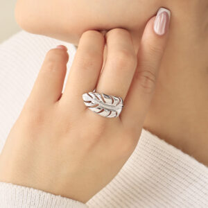 ANILLO .  CRISTAL EN BAÑO DE RODINADO