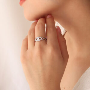 ANILLO .  PIEDRAS EN BAÑO DE RODINADO