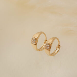 HUGGIES  PIEDRA EN ORO LAMINADO
