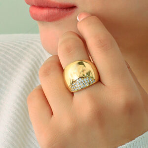 ANILLO .  CRISTAL EN BAÑO DE ORO