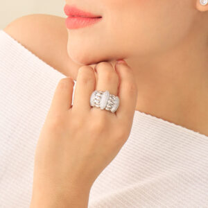 ANILLO . C/ PIEDRAS EN BAÑO DE RODINADO