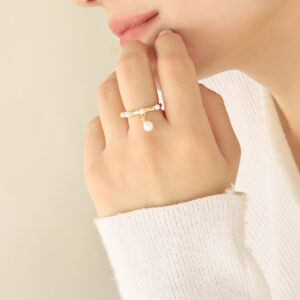 ANILLO .  PERLAS EN BAÑO DE ORO