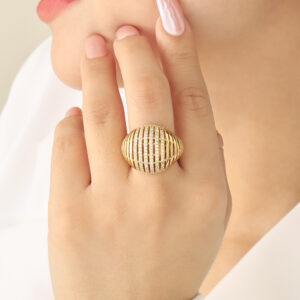 ANILLO .  CRISTAL EN BAÑO DE ORO
