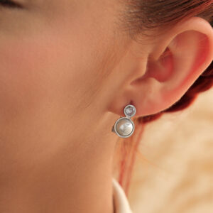 ARETE GANCHO CONCHA ROSADA EN ACERO INOXIDABLE