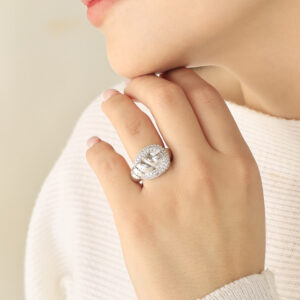ANILLO .  PIEDRAS EN BAÑO DE RODINADO