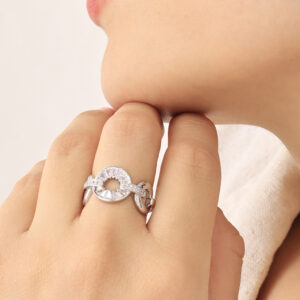 ANILLO .  PIEDRAS EN BAÑO DE RODINADO