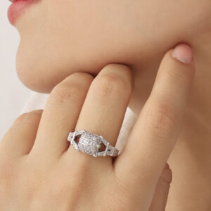 ANILLO .  PIEDRAS EN BAÑO DE RODINADO