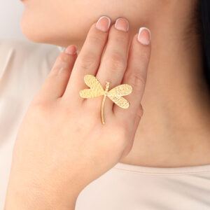 ANILLO .  PIEDRAS EN BANO DE ORO