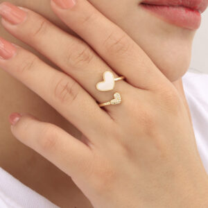 ANILLO . C/ PIEDRAS EN BAÑO DE ORO