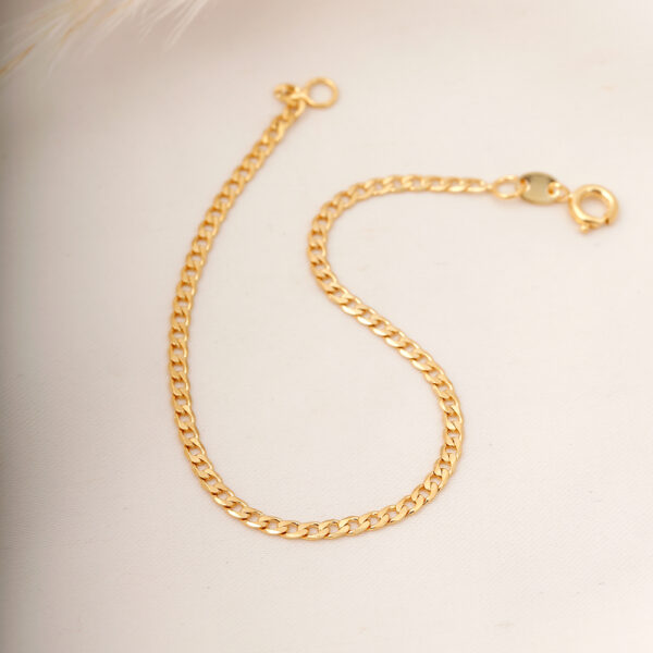PULSERA  CORTO  NACAR Y PIEDRAS EN ORO LAMINADO