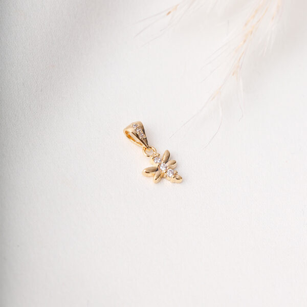 DIJE . LIBELULA CIRCON EN ORO LAMINADO