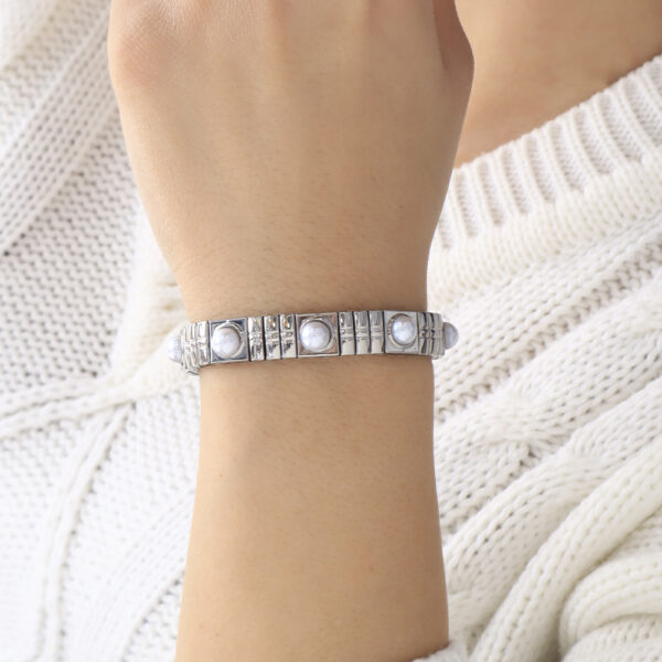 BRAZALETE . C/ PERLAS EN BAÑO DE RODINADO