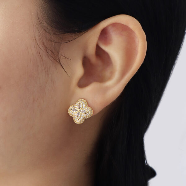 TOPO C/ PIEDRAS EN BAÑO DE ORO