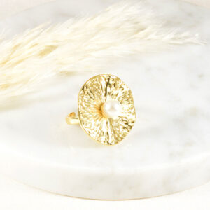 ANILLO . C/ PERLAS EN BAÑO DE ORO