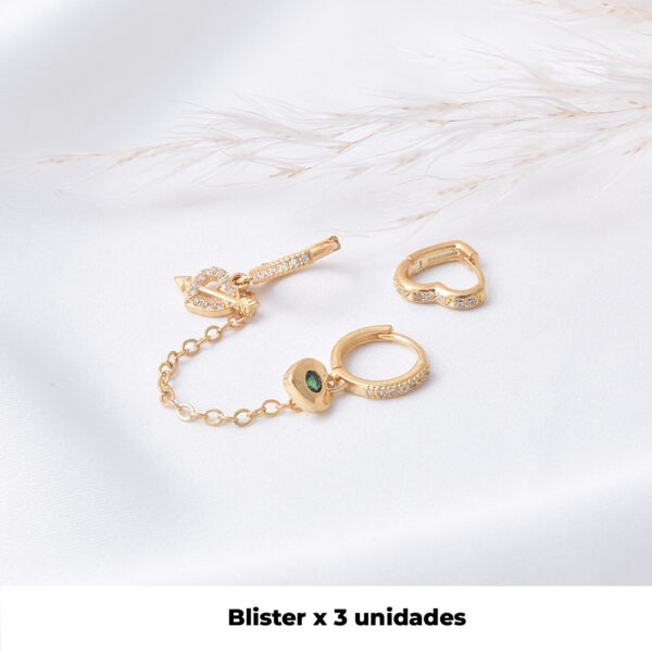HUGGIES C/ PIEDRAS EN BAÑO DE ORO