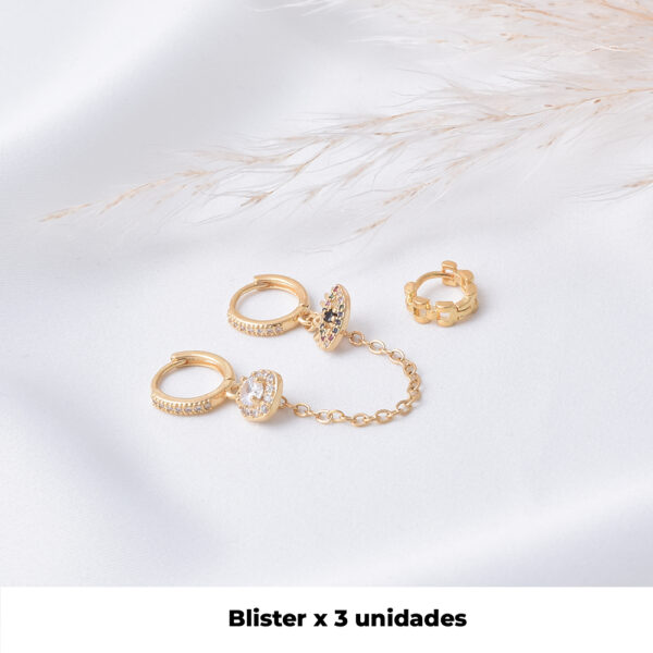 HUGGIES C/ PIEDRAS EN BAÑO DE ORO