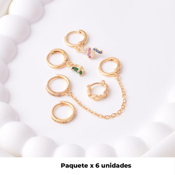 HUGGIES C/ PIEDRAS EN BAÑO DE ORO