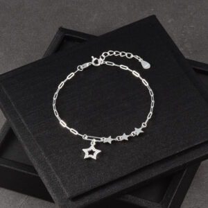 PULSERA . C/ CIRCONES EN PLATA LEY 925